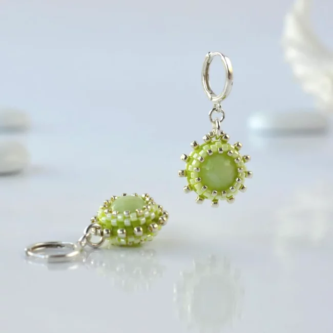 Kolczyki_jadeit_srebrne_krotkie_003 Kolczyki_jadeit_srebrne_krotkie_003