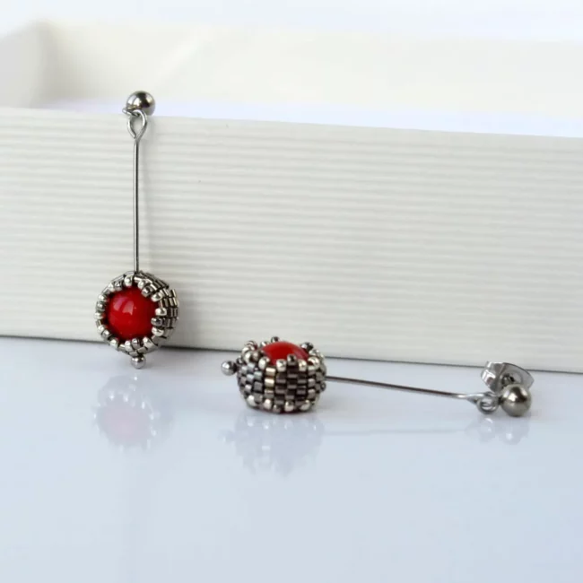 kolczyki_koral_kulka_wiszace_01 kolczyki_koral_kulka_wiszace_01