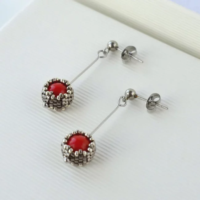 kolczyki_koral_kulka_wiszace_03 kolczyki_koral_kulka_wiszace_03