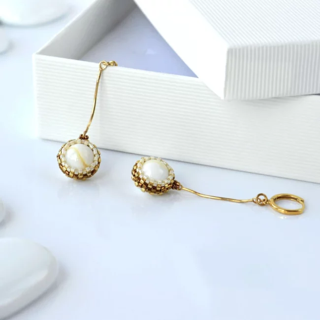 kolczyki_tridacna_wiszace_03 kolczyki_tridacna_wiszace_03